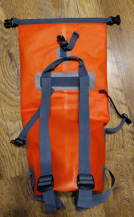Worek żeglarski / pomarańczowy / wodoodporny z szelkami