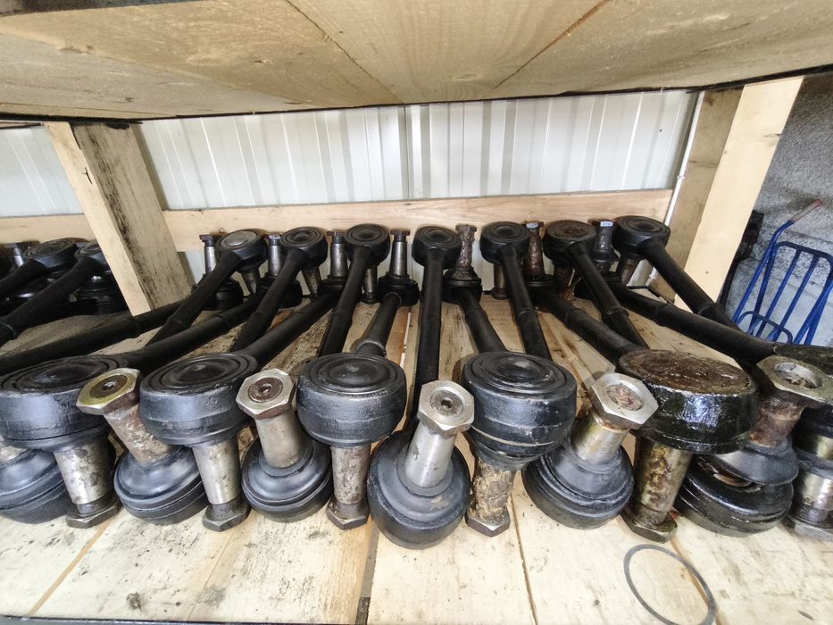 ЗИЛ 131 Реактивні тяги