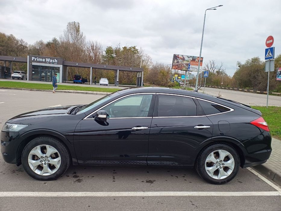 Продам Honda Crosstour 2011
