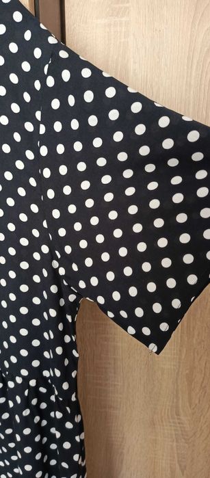 Sukienka 44/46 granatowa w groszki