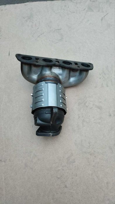 Катализатор Hyundai Tucson ix35 2.0, Хюндай Туксон ix35 2.0 2009 -