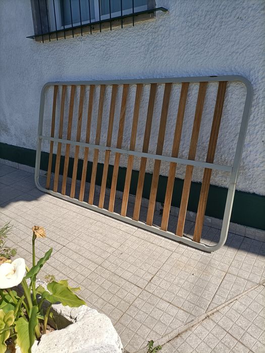 Estrado cama solteiro
