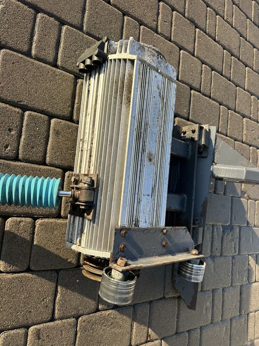 Генератор Frigoblock G24 автомобільна холодильна установка