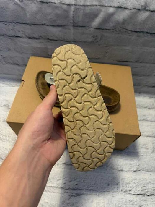 Klapki Birkenstock Gizeh Metalic Gold Japonki EU 36