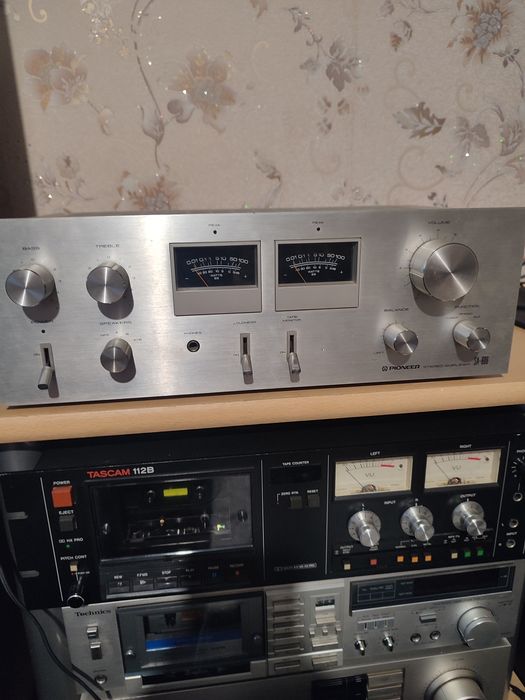 Усилитель pioneer SA-606.