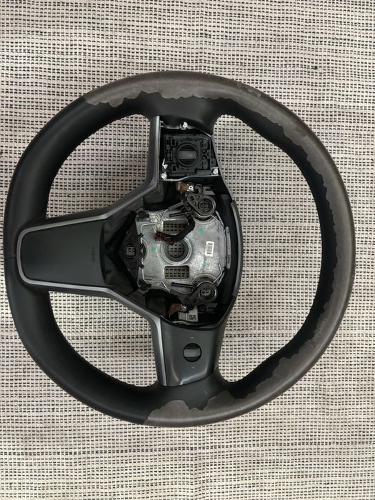 Volante Tesla Model 3