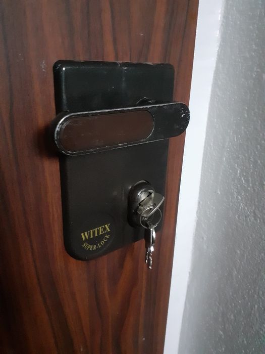 Nowa wkładka atestowana do drzwi z wymianą. Duży wybór zamków, uczciwe ceny, gwarancja. Warszawa i okolice.