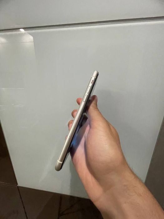 Iphone 11, 128 GB, Neverlock, 90% акб