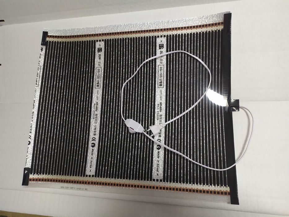 Електричний килимок-обігрівач для курчат, брудера, тераріуму, тварин