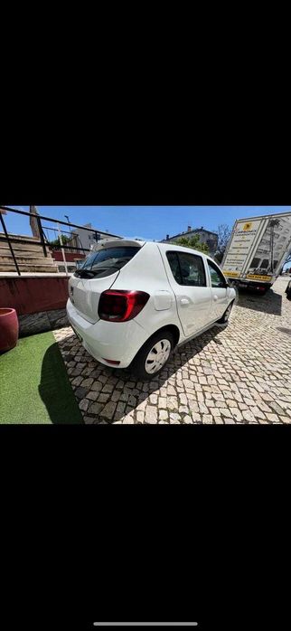Carro Dacia Sandero