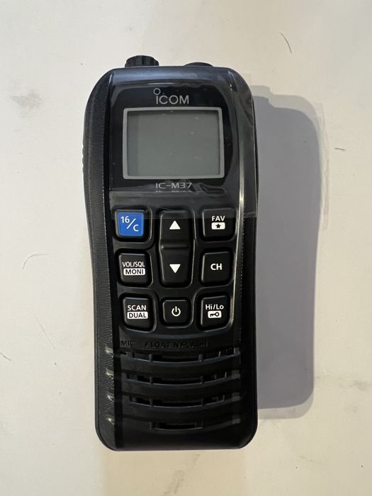 Морская радиостанция VHF ICom IC-M37-E