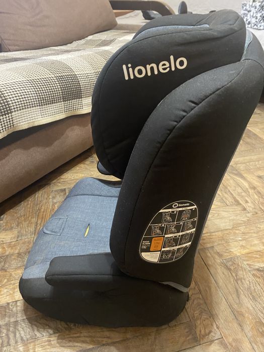 Автокрісло lionelo
