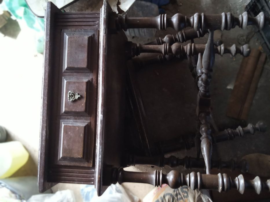 Comoda e 2 mesas de cabeceira