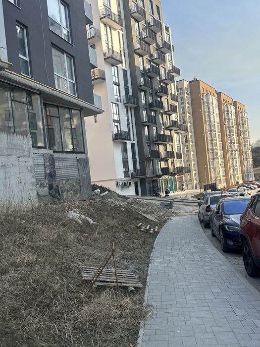 Продаж приміщення 200 м² під бізнес,фасад,Малоголосківська без комісії