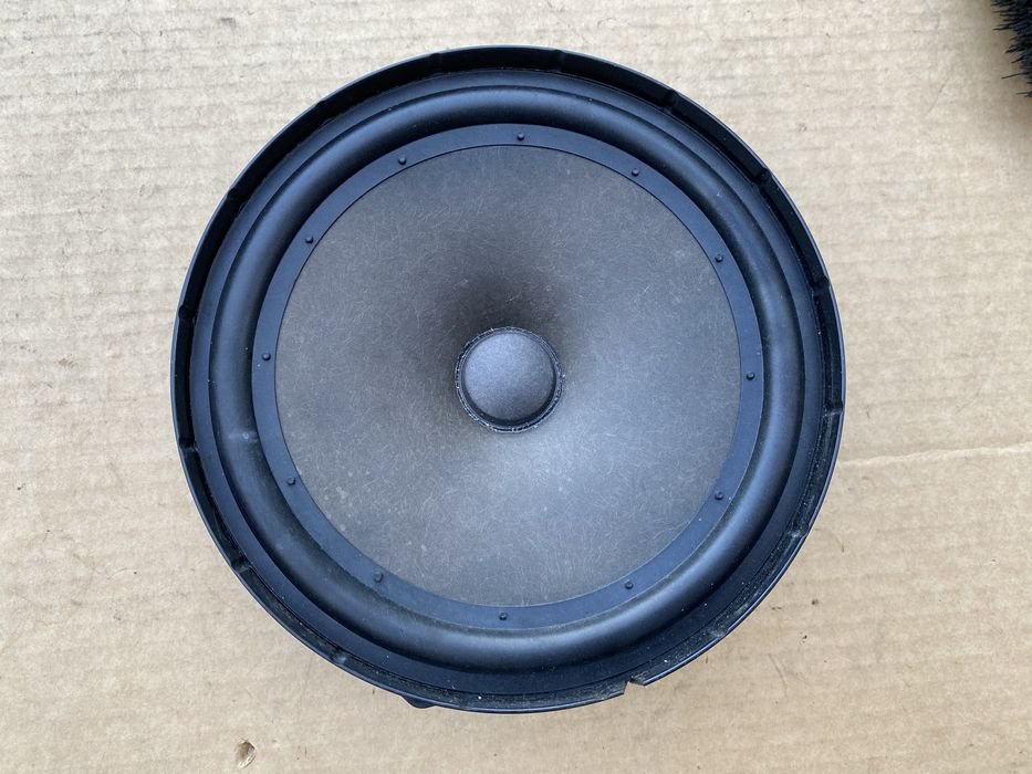 VW golf 5 V Jetta Caddy Passat 6 Touran glosnik