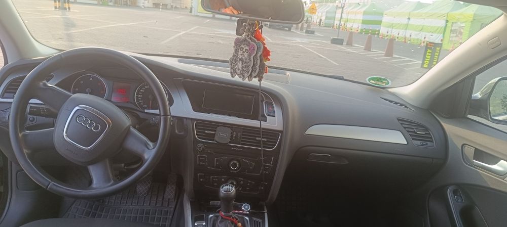 Sprzedam Audi a4 b8 2.0Tdi