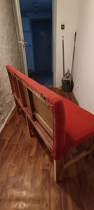 Ławka trzyosobowa na balkon.