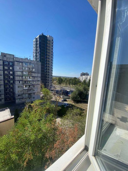 ПРОДАМ кімнату 20м2 в 2-о кімнатній квартирі