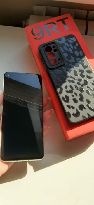 Смартфон від OnePlus 9rt у дуже гарному стані