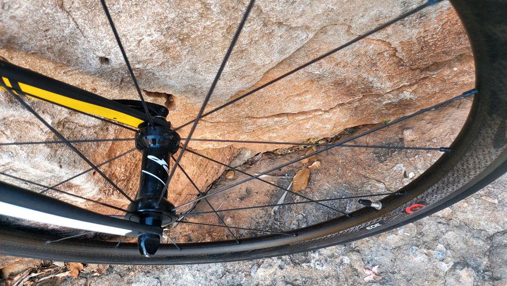 Rodas Zipp 303 carbono