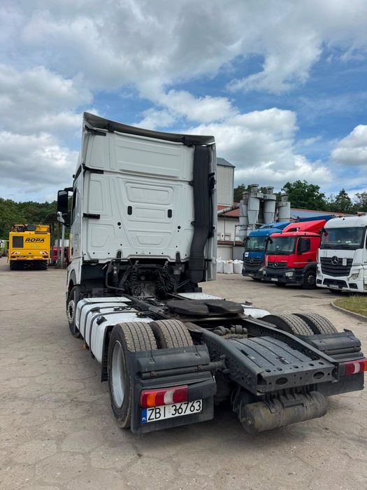 Actros MP4 1848 Low Deck Mega GigaSpace