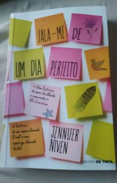 Livro "Fala-me de um dia perfeito"
