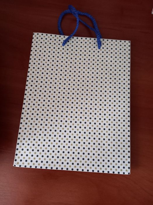 Подарункові пакети