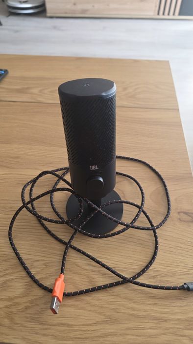 Mikrofon JBL quantum stream