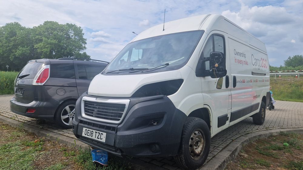 Peugeot Boxer L2H2 2017 2.0 bluehdi uszkodzony