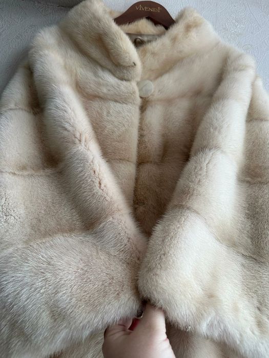Норкова шуба,жіноча шуба,шуба