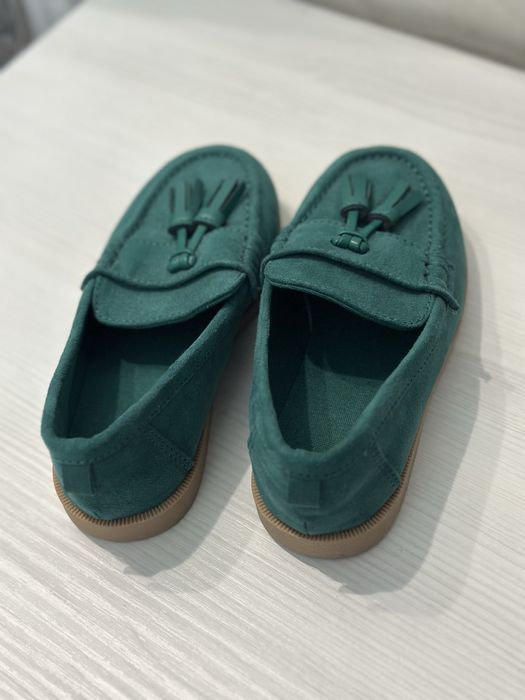 Стильні замшеві лофери H&M для хлопчика, р. 28