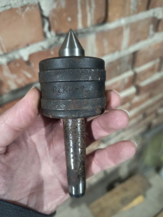 Kieł obrotowy PZKk 2 do tokarki