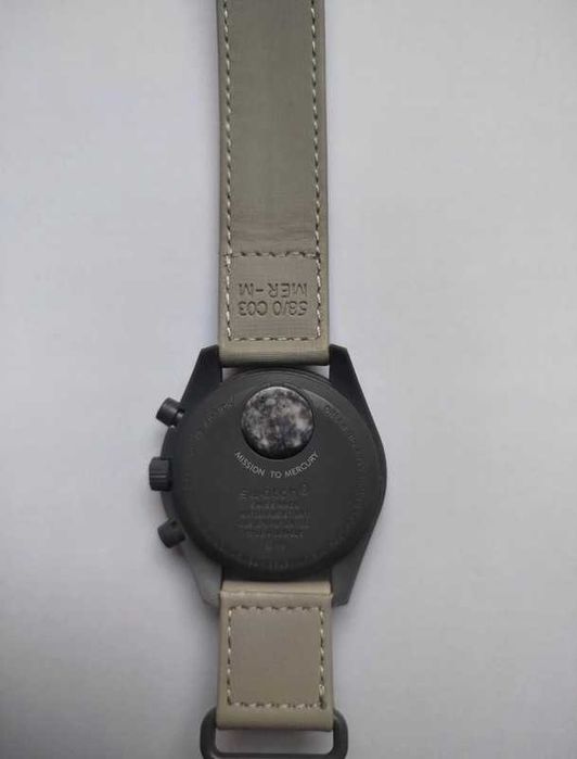 Współpraca Omega x Swatch SO33A100 – Mercury Grey