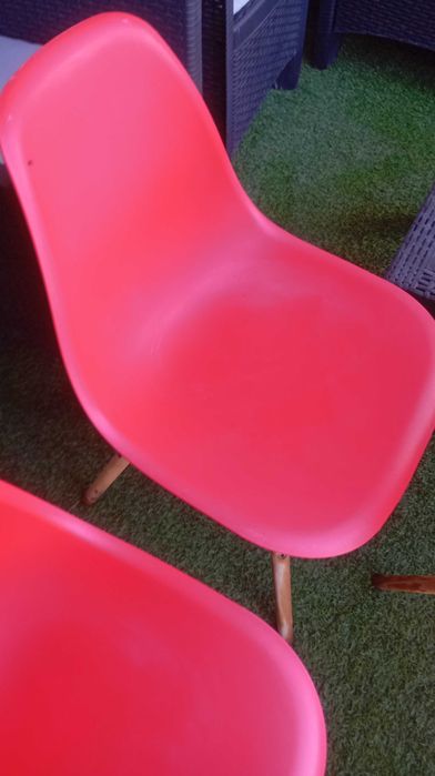 Conjunto de 4 Cadeiras Vermelhas Design Eames / Nórdico