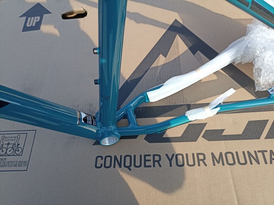 Nowa rama Fuji Kross Giant cube romet  27.5 rozne rozmiary