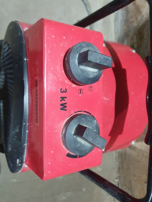 Тепловий вентилятор обігріву 2кВт та 3кВт