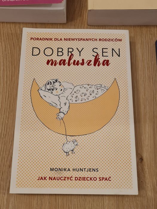 Zestaw książek pierwszy rok życia i inne poradniki o niemowlętach