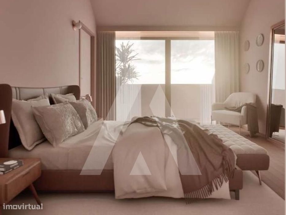 2-Bedroom Duplex Apartment with Parking Space in the Center of Ílhavo