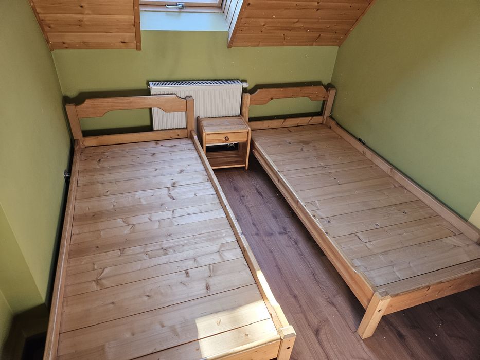 Używane łóżko drewniane 90x200