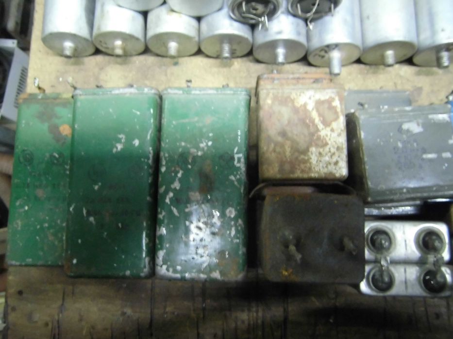 Конденсаторы на выбор