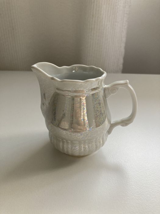Mlecznik dzbanek porcelana biały perłowy Włocławek PRL