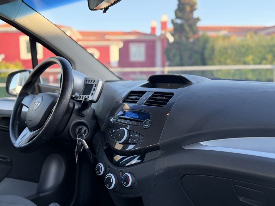 Chevrolet Spark 1.2 - 100.000km - 2010 - Garantia 18 meses