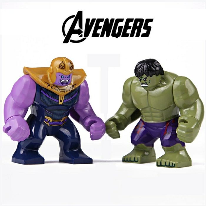 Hulk 2 figurki kompatybilne wys.8 cm.