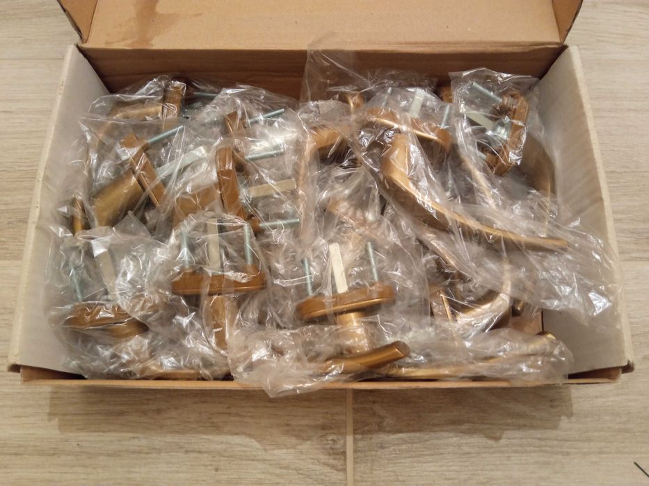 Klamka do Okien PCV Złota