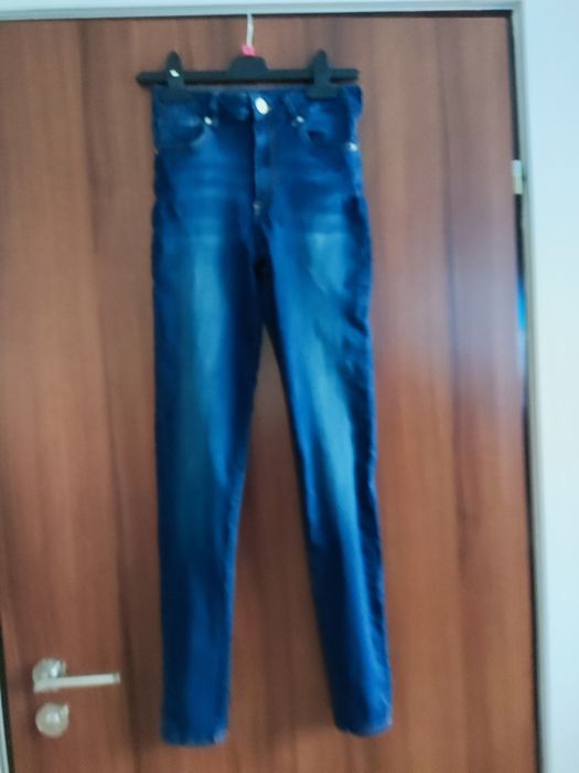 Spodnie jeansowe