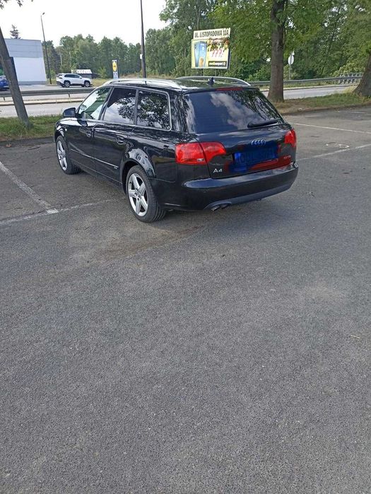 Samochód osobowy Audi A4