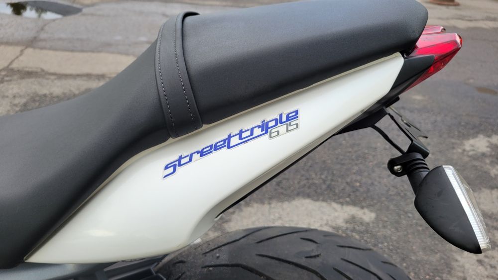Triumph Street Triple 675 з Японії