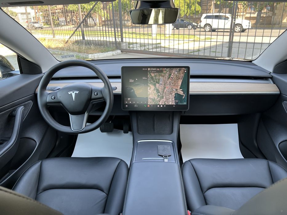 Tesla model 3 STANDARD PLUS