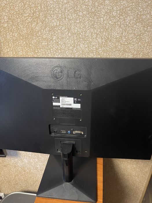 Монітор LG 22MK430. Full HD 75 Hz