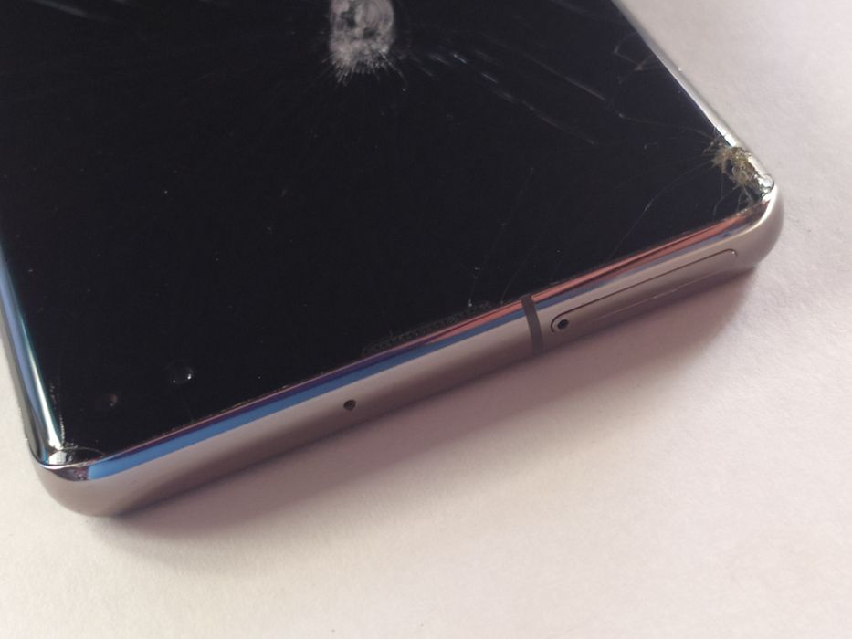 Пелефот Samsung S 10Plus 6/128.